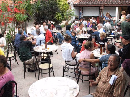 fiesta2.jpg