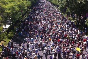 Mucha, mucha gente