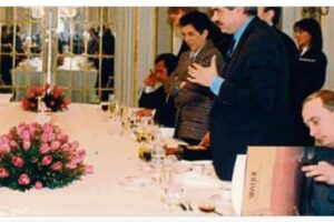 Putin ate sirloin steak with artichokes