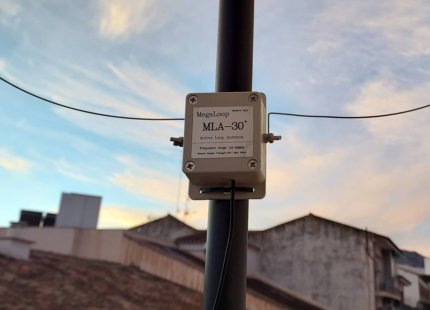 Antena aktywna Megaloop MLA-30+
