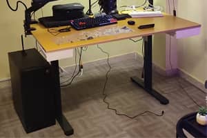 Soporte eléctrico para escritorio elevable