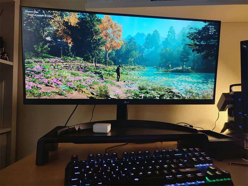 गेम चलाते समय मॉनिटर बंद हो जाता है, संभावित कारण और समाधान